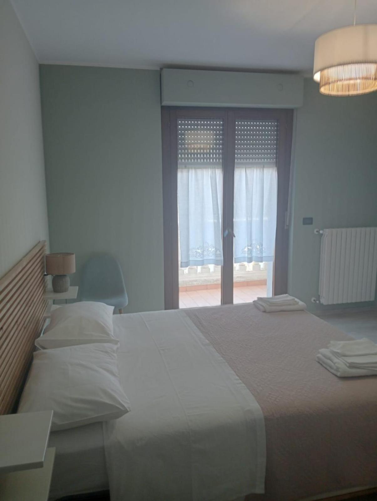 Appartamento Centro Dei Venti Montesilvano Marina Exteriör bild